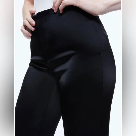 Alice + Olivia Teeny Satin Bootcut Pant Black - Picture 3 of 11